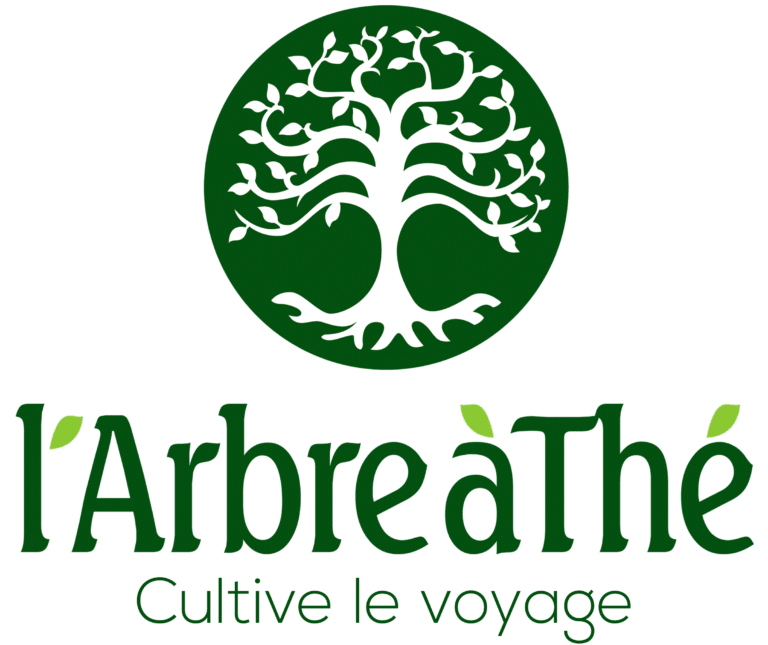 Logo L’Arbre à Thé 2018 1 768x645